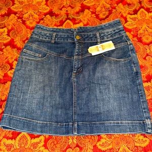 GB denim skirt size L
